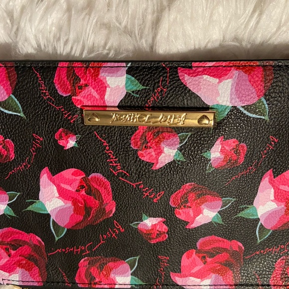 Betsey Johnson Wristlet Clutch - Picture 6 of 7